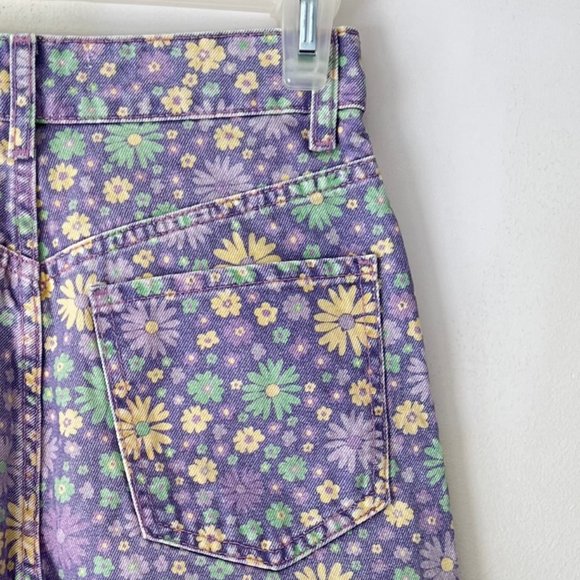 NEW! ZARA Floral High Waisted Denim 70s Shorts Lilac, Size US 2 (EU 34) - Picture 11 of 16